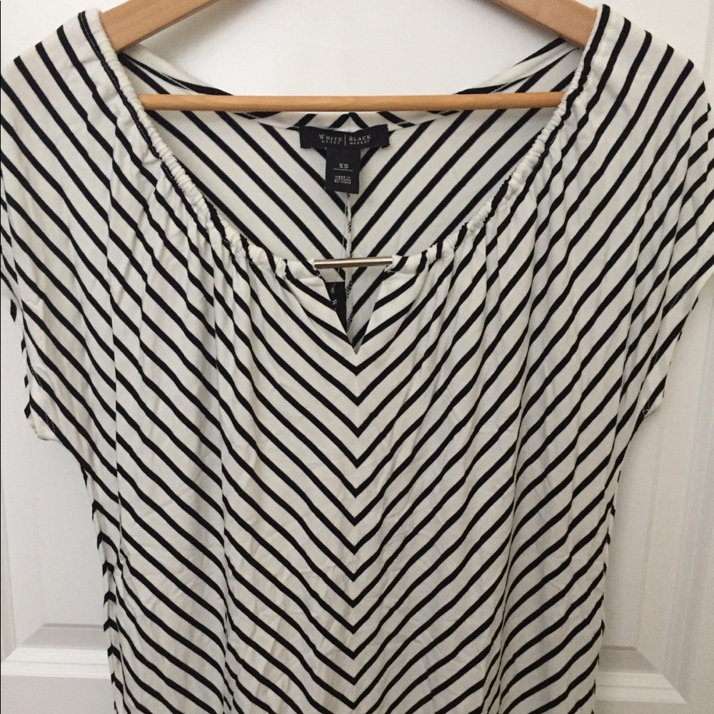 Brand new White House black market top